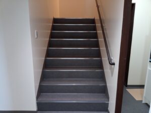 愛知県名古屋市　倉庫・事務所新築工事　内装工事の様子